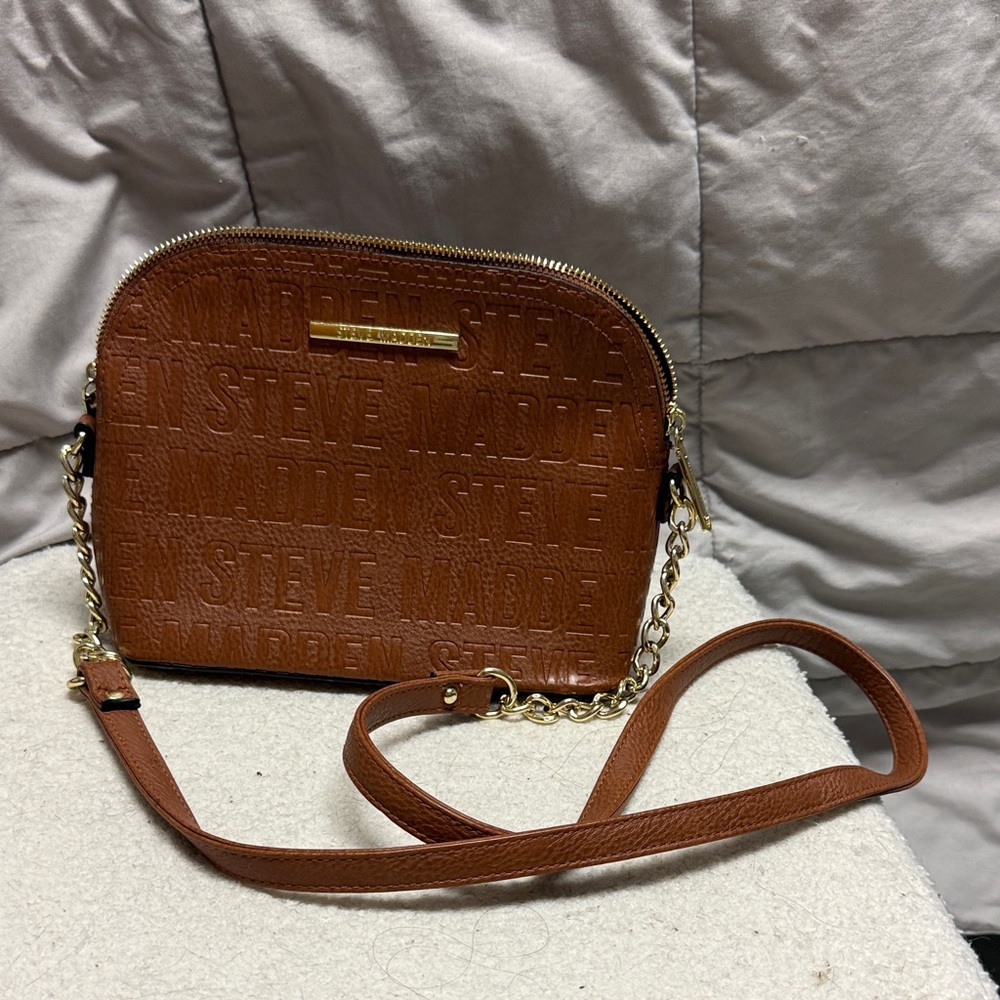 Steve Madden Tan Crossbody Bag with Gold Accents